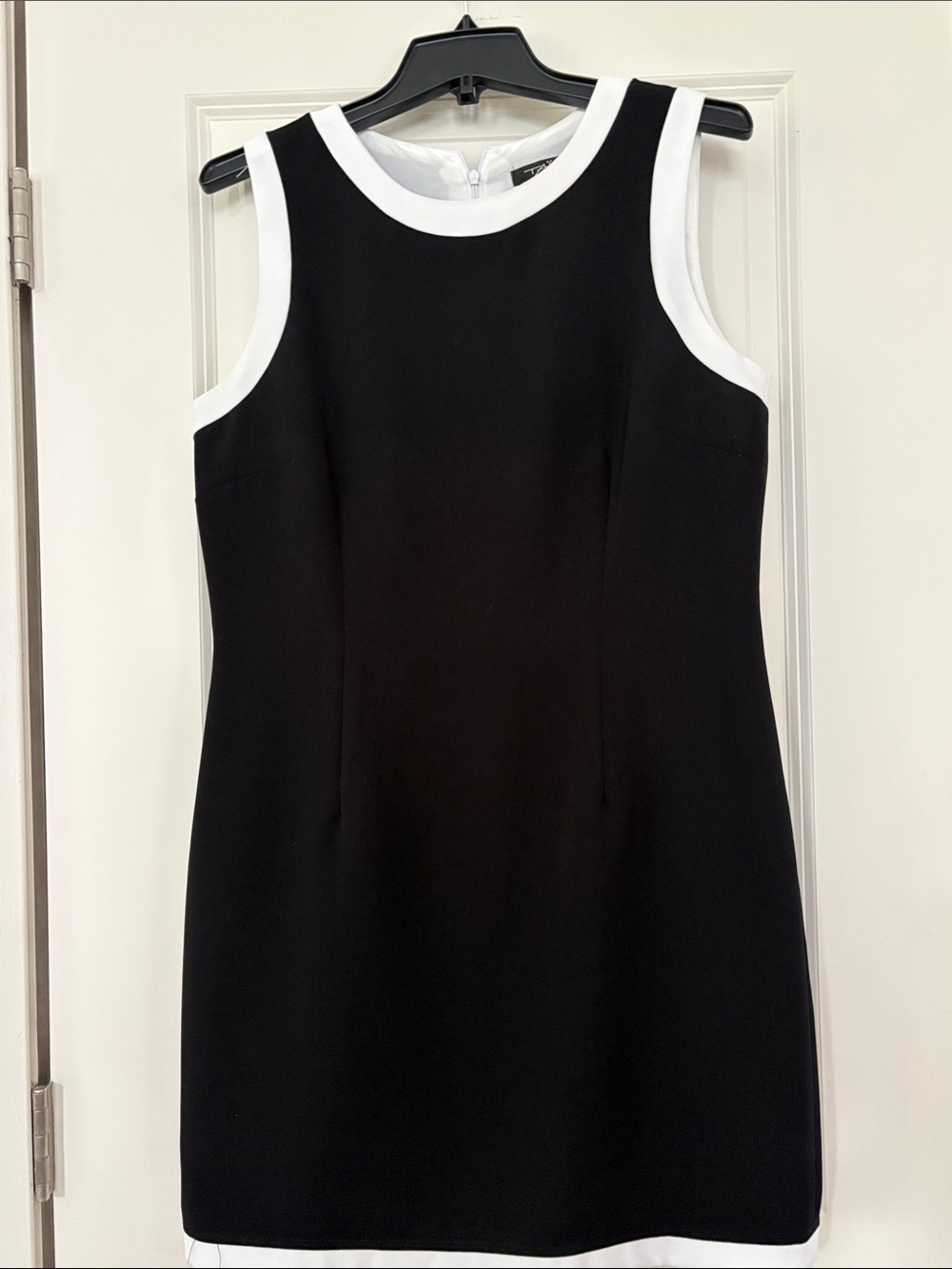 Black and White Sleeveless Mini Dress with Contrast Trim